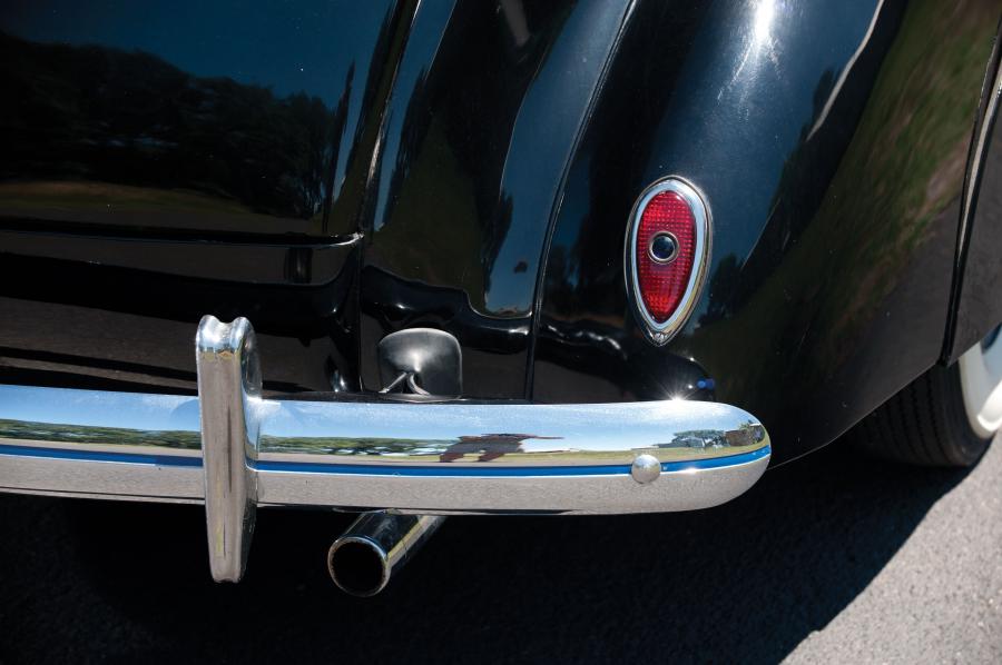  Ford DeLuxe Fordor Sedan 1939 года  (фото 9 из 21)